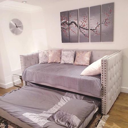 Cozy Muswell Hill 1-Bedroom Flat London Exteriör bild