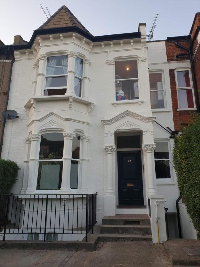 Cozy Muswell Hill 1-Bedroom Flat London Exteriör bild